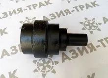 Поддерживающий каток на Hyundai R80 Поддерживающий каток на Hyundai R80