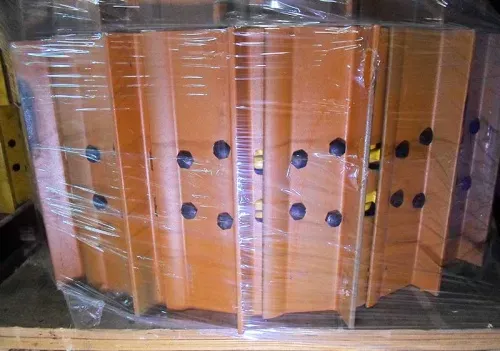 Гусеница металлическая Komatsu D31 (400мм / 41L)