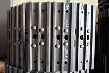 Гусеница металлическая Hitachi EX55 (400/38L) 64/94 Гусеница металлическая Hitachi EX55 (400/38L) 64/94