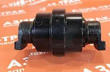 Опорный каток на Kubota K030 (2) Опорный каток на Kubota K030 (2)