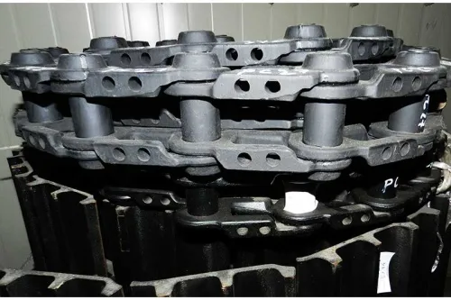 Цепь гусеничная Komatsu PC27 (37L) Цепь гусеничная Komatsu PC27 (37L)