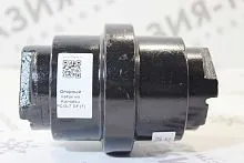 Опорный каток на Komatsu PC40-7 DF (1) Опорный каток на Komatsu PC40-7 DF (1)