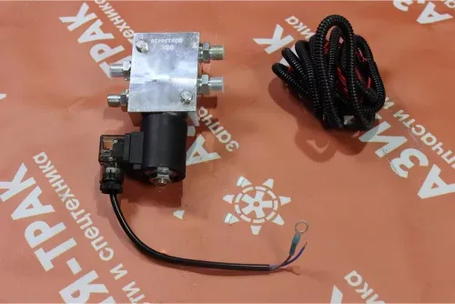 Клапан для гидравлического быстросъема 12V
