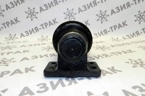 Поддерживающий каток на Hitachi EX135UR фото 2