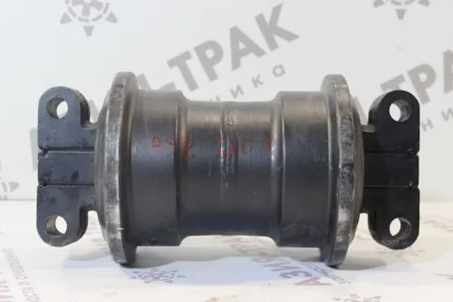 Опорный каток на CASE 210B