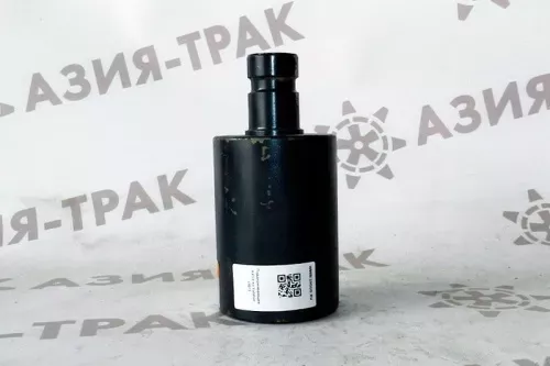 Поддерживающий каток на Yanmar VIO75 Поддерживающий каток на Yanmar VIO75