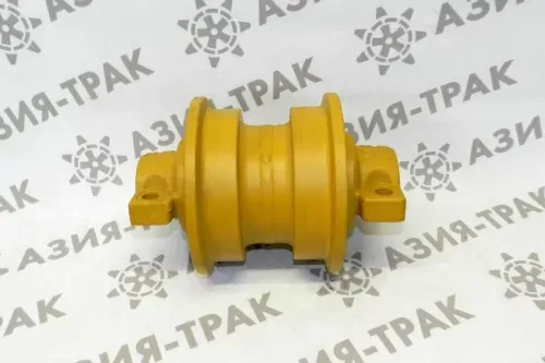 Опорный каток на Komatsu D31 Опорный каток на Komatsu D31
