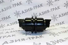 Опорный каток на Kubota K040 (1) Опорный каток на Kubota K040 (1)