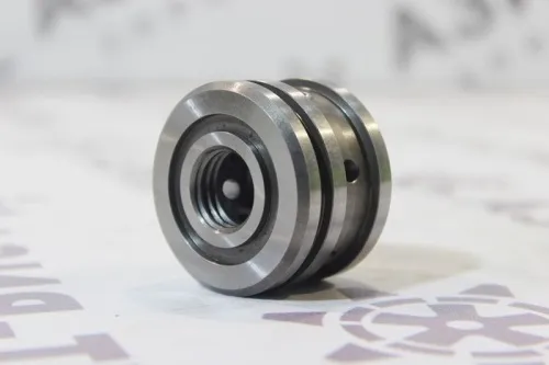 D41111, заглушка клапана для гидромолота SOOSAN SB45 D41111, заглушка клапана для гидромолота SOOSAN SB45