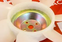 5863017890, Вентилятор радиатора Hitachi EX20U-3 (Isuzu 3YE1) 5863017890, Вентилятор радиатора Hitachi EX20U-3 (Isuzu 3YE1)