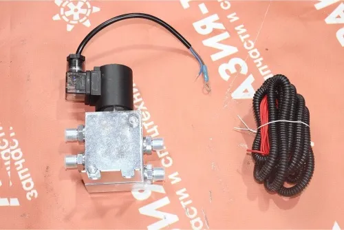Клапан для гидравлического быстросъема 24V
