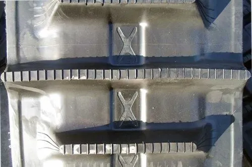 Резиновая гусеница 500x90x84 Резиновая гусеница 500x90x84