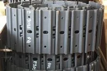 Гусеница металличеcкая Caterpillar 303.5 (300/44L) Гусеница металличеcкая Caterpillar 303.5 (300/44L)