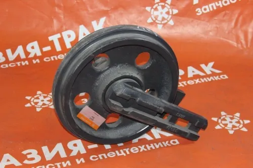 Колесо направляющее (ленивец) Yanmar B3U