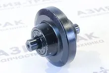 Опорный каток на Yanmar YB151 (1) Опорный каток на Yanmar YB151 (1)