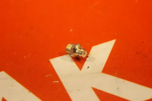 Тавотница (пресс-масленка), 8мм, 180° фото 2