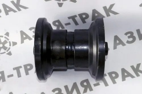 Опорный каток на Yanmar B3 (1)