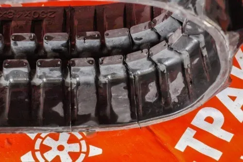 Резиновая гусеница 230x48x72 фото 3 Резиновая гусеница 230x48x72 фото 3