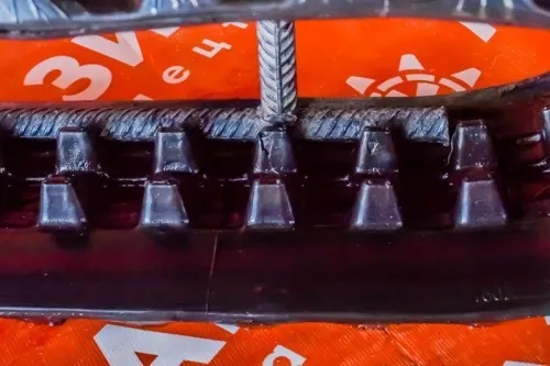 Резиновая гусеница 180x60x32 фото 3 Резиновая гусеница 180x60x32 фото 3