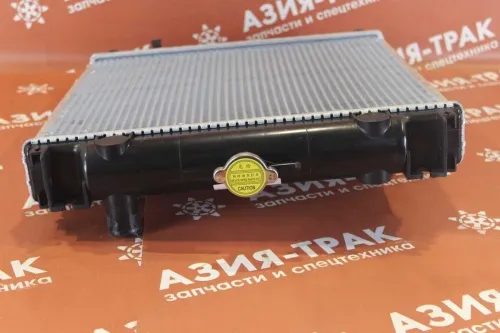Радиатор охлаждения двигателя Kobelco SK30UR/SK30UR-2/SK30SR-2/SK35SR-2 AL+PL Радиатор охлаждения двигателя Kobelco SK30UR/SK30UR-2/SK30SR-2/SK35SR-2 AL+PL