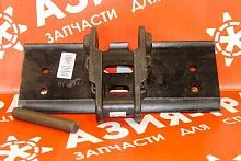 Звено цепи гусеничной с траком Hitachi EX55 80/104 с пальцем Звено цепи гусеничной с траком Hitachi EX55 80/104 с пальцем