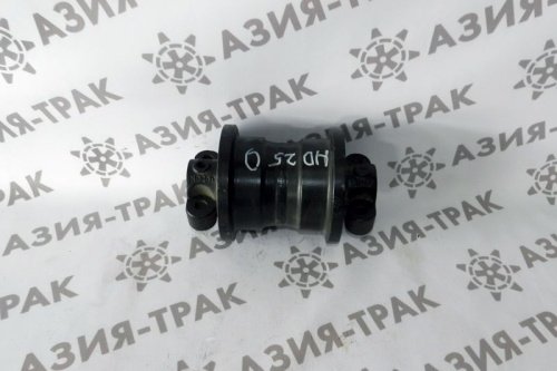 Опорный каток на Kato HD250