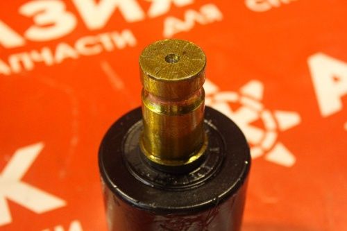 Поддерживающий каток на Yanmar VIO30.1 (1) фото 2