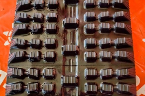 Резиновая гусеница 300x72x36 SM фото 3 Резиновая гусеница 300x72x36 SM фото 3