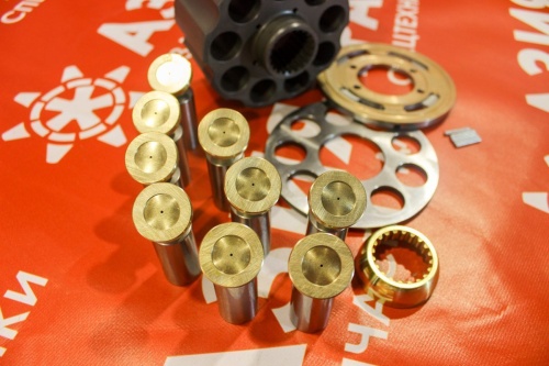 Блок цилиндров TM18 в сборе с поршнями фото 2