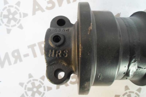 Опорный каток на Komatsu PC60 / PC60.5 фото 4