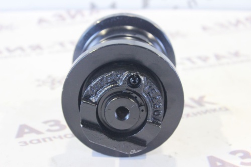 Опорный каток на Komatsu PC28 фото 3