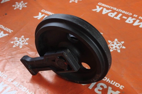 Колесо направляющее (ленивец) Takeuchi TB235 фото 4 Колесо направляющее (ленивец) Takeuchi TB235 фото 4