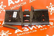 Звено цепи гусеничной с траком Hitachi EX55 80/104 с пальцем Звено цепи гусеничной с траком Hitachi EX55 80/104 с пальцем