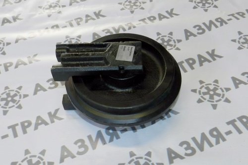 Колесо направляющее (ленивец) Kubota K015 фото 2 Колесо направляющее (ленивец) Kubota K015 фото 2