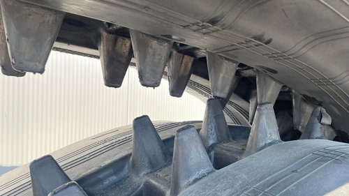 Резиновая гусеница 800x150x70 фото 2