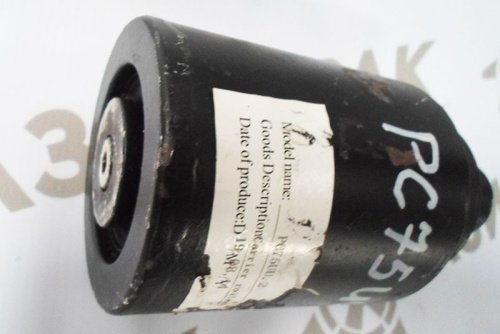 Поддерживающий каток на Komatsu PC75UU.2 фото 2 Поддерживающий каток на Komatsu PC75UU.2 фото 2