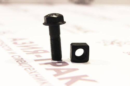 Болт для приводной звезды KOMATSU PC55 фото 2