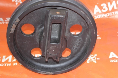 Колесо направляющее (ленивец) Bobcat 442 фото 3 Колесо направляющее (ленивец) Bobcat 442 фото 3