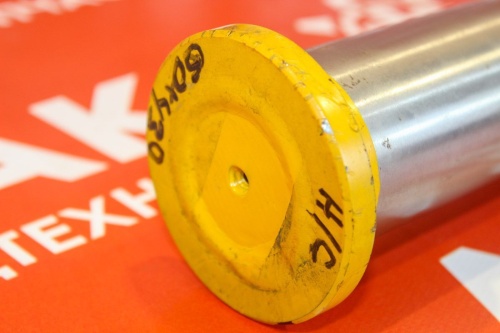 Палец ковша 60*440 несмазываемый фото 3