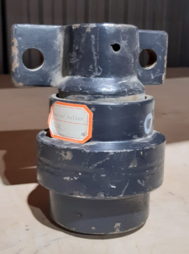 Поддерживающий каток на Sumitomo SH60 (1)