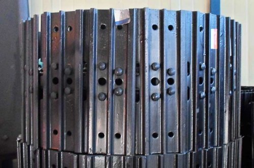 Гусеница металлическая Komatsu PC40-5 (400/39L) Гусеница металлическая Komatsu PC40-5 (400/39L)