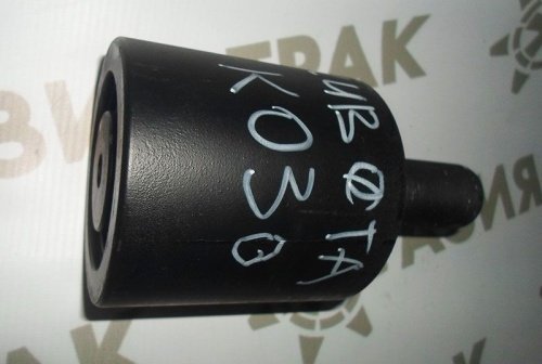 Поддерживающий каток на Kubota K030 фото 3 Поддерживающий каток на Kubota K030 фото 3