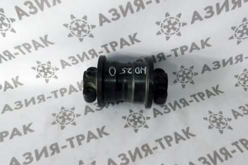 Опорный каток на Kato HD250
