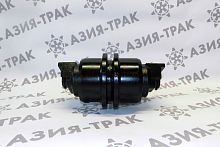Опорный каток на Kubota K040 (1) Опорный каток на Kubota K040 (1)