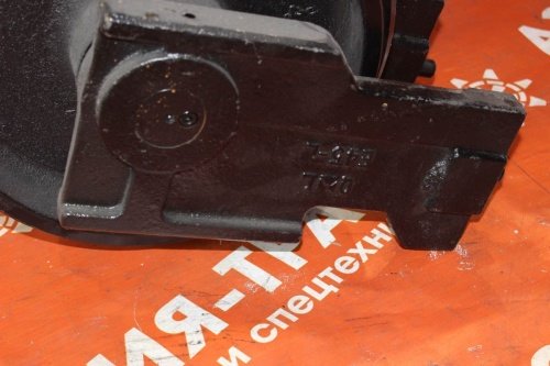 Колесо направляющее (ленивец) Bobcat E45 (1) фото 2 Колесо направляющее (ленивец) Bobcat E45 (1) фото 2