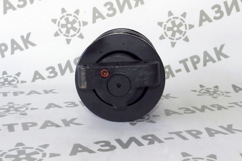 Опорный каток на Takeuchi TB145 (1) фото 2 Опорный каток на Takeuchi TB145 (1) фото 2