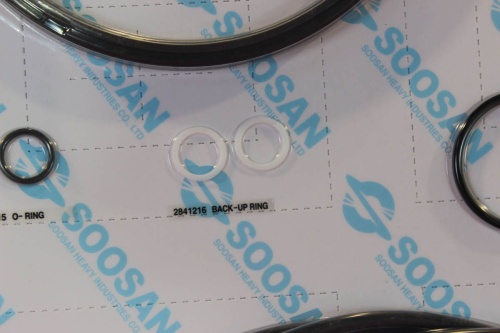 L2X001, Ремкомплект на гидромолот SB140 фото 2 L2X001, Ремкомплект на гидромолот SB140 фото 2