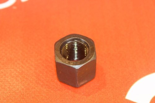 Болт и гайка (сет) цепи гусеничной CAT D3C Болт и гайка (сет) цепи гусеничной CAT D3C