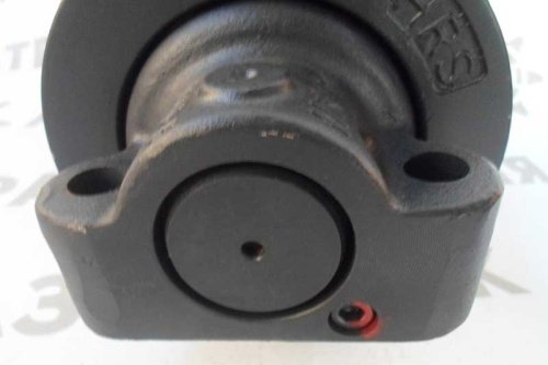 Опорный каток на Komatsu PC60 / PC60.5 фото 7