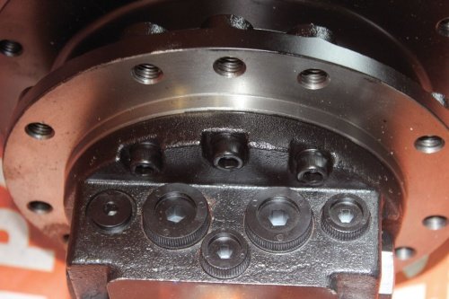 Редуктор хода TM06NK фото 4 Редуктор хода TM06NK фото 4